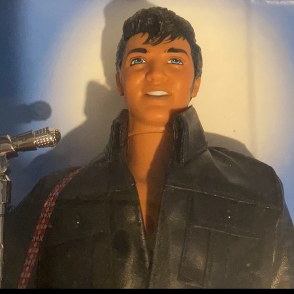 Doll - Picture 2 of 3